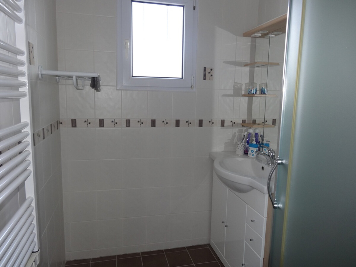 Charmante maison proche centre, 5 pers, jardin, Maison 5 personnes à L'Aiguillon sur Mer - Photo 10