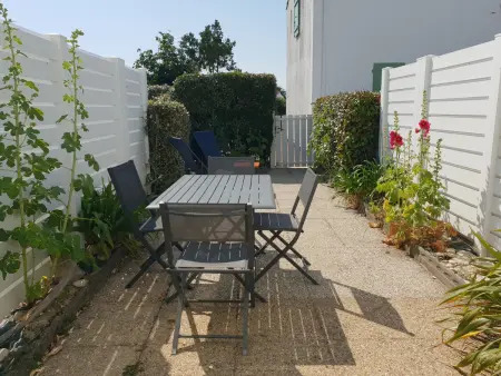 Maison confort, plage et commerces à pied, animaux admis sur demande - Photo 8
