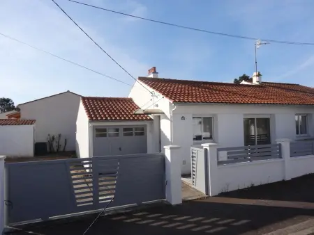 Location maison à La Faute sur Mer, Maison fonctionnelle près de la plage pour 6 personnes