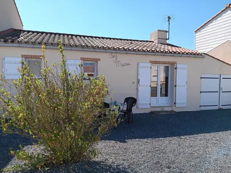 Location maison à Grues, Maison calme pour 4 personnes avec jardin