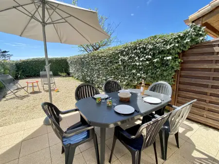 Location maison à Bretignolles sur Mer, Maison 150m de la plage, piscine, WIFI, parking