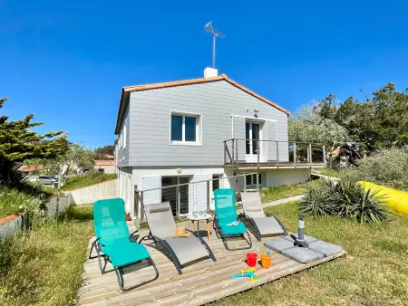 Location maison à Bretignolles sur Mer, Maison familiale au calme, proche plage, 9 couchages, terrasses, WiFi, garage vélo - Brétignolles-sur-Mer
