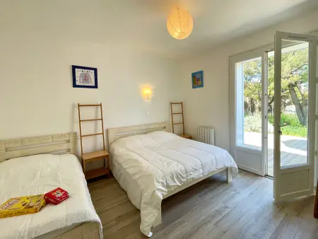Maison 9 couchages, 2 terrasses bois, 300m plage : photo 14