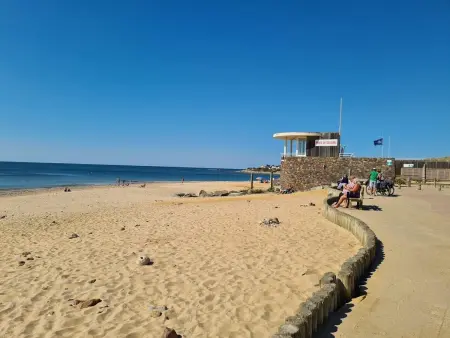 Maison 9 couchages, 2 terrasses bois, 300m plage : photo 32