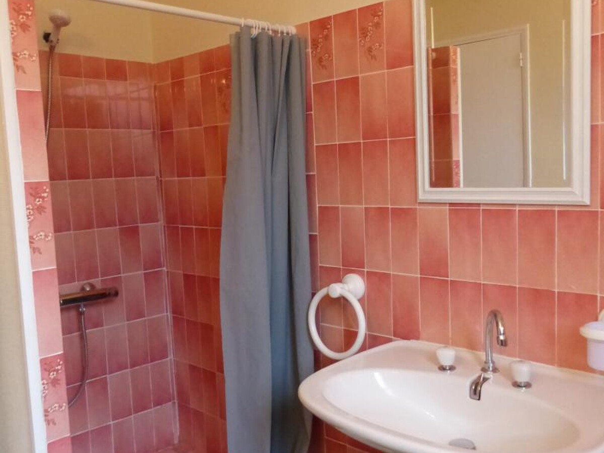 Gîte 2 pers à Saint-Ennemond, cheminée et jardin clos - Photo 4