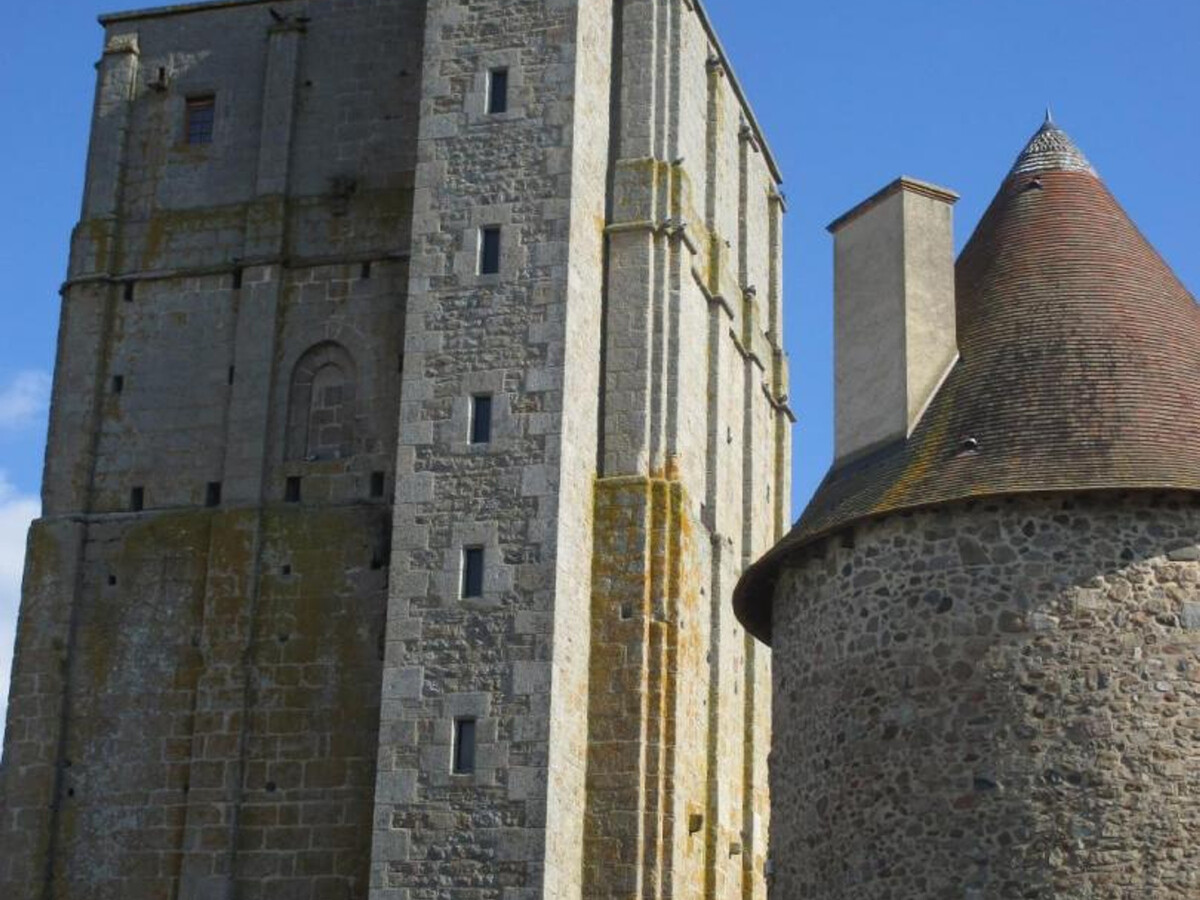 Gîte indépendant 5 pers. à Huriel, cour fermée - Photo 17