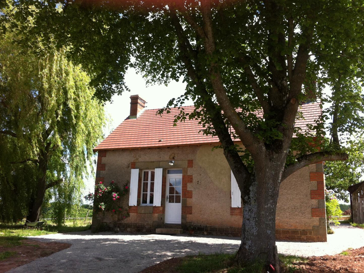 Gîte contemporain 4 pers. à Agonges, animaux acceptés - Photo 1