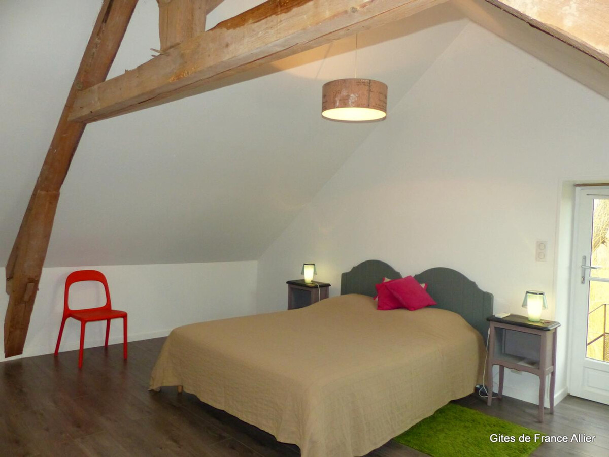 Gîte contemporain 4 pers. à Agonges, animaux acceptés - Photo 9