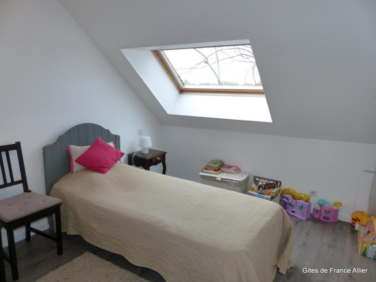 Gîte contemporain 4 pers. à Agonges, animaux acceptés - Photo 12