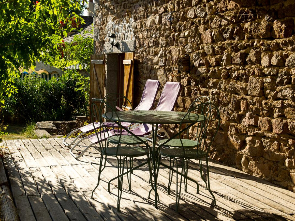 Gîte en grange rénovée avec jardin à Châtel-Montagne - Photo 13