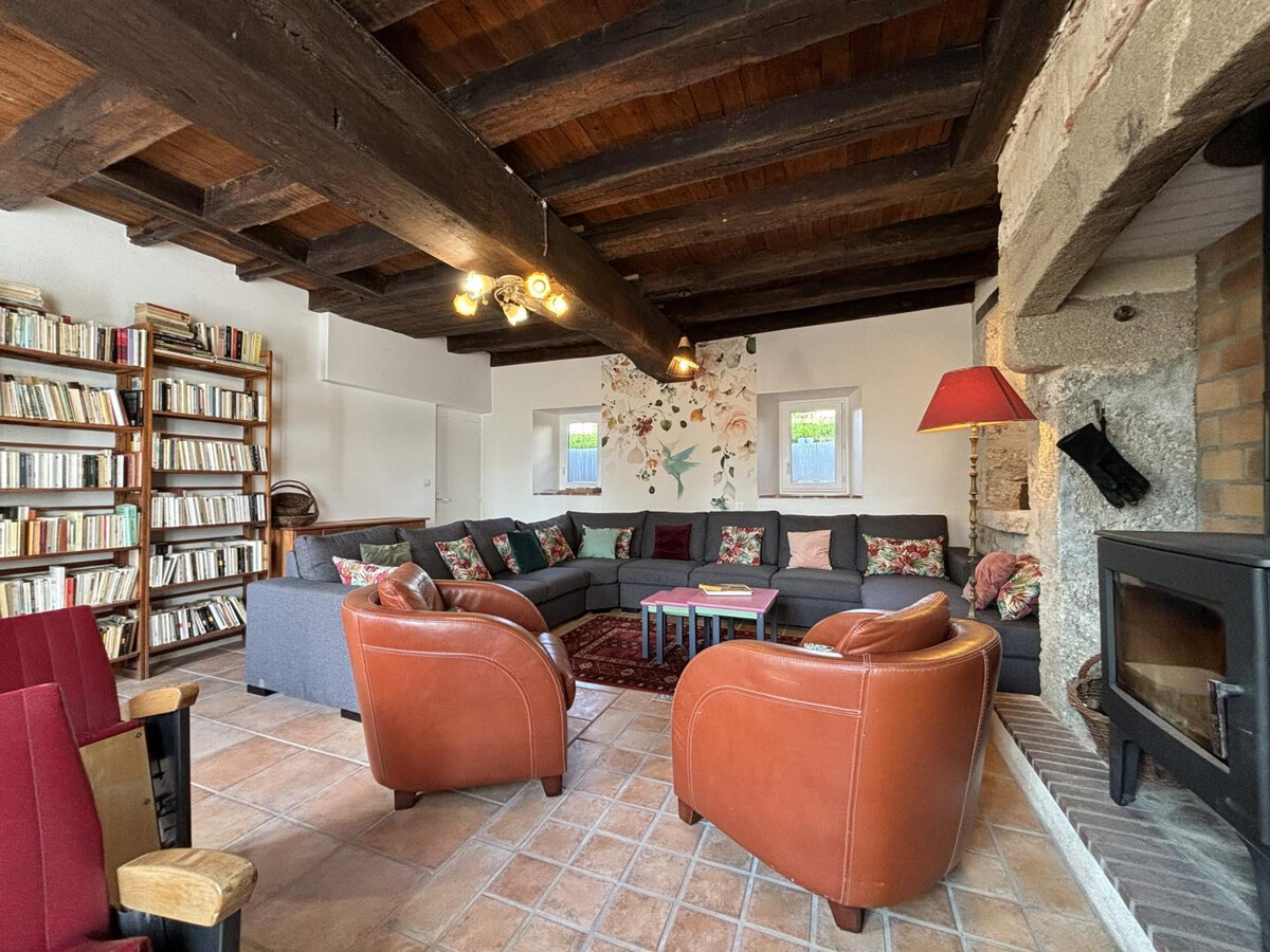 Gîte 14 pers., 6 chambres, terrain de jeux à Trézelles - Photo 1