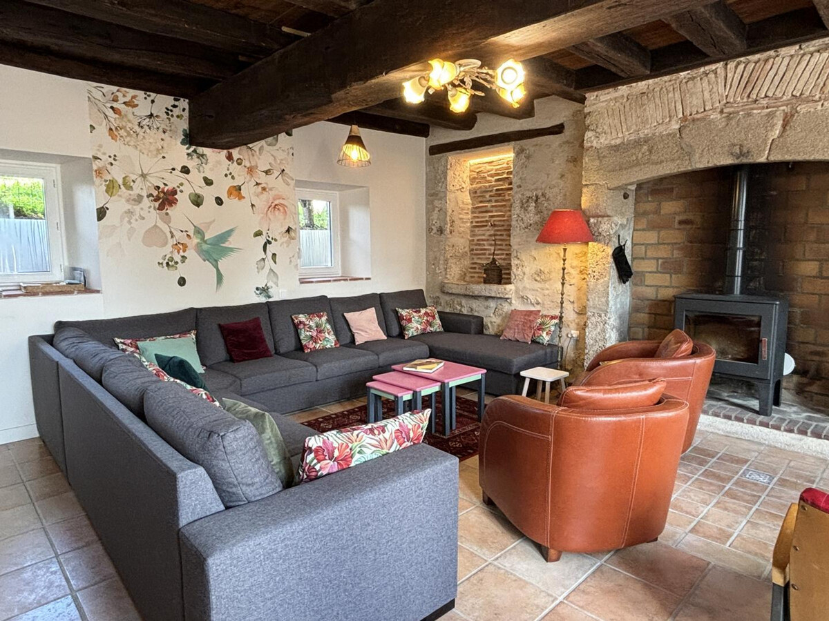 Gîte 14 pers., 6 chambres, terrain de jeux à Trézelles - Photo 10
