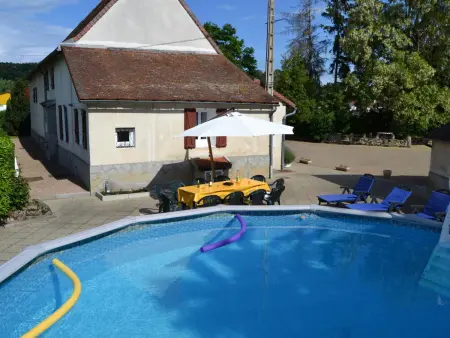Grande maison à Saint-Pourçain avec piscine, sauna et WiFi - Photo 5