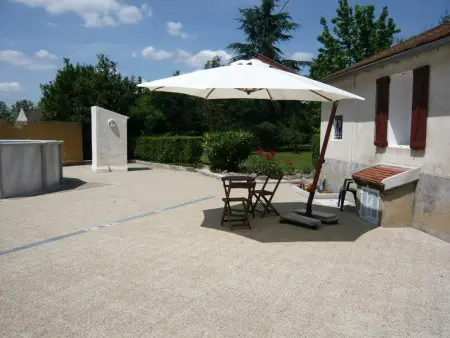 Grande maison à Saint-Pourçain avec piscine, sauna et WiFi - Photo 21