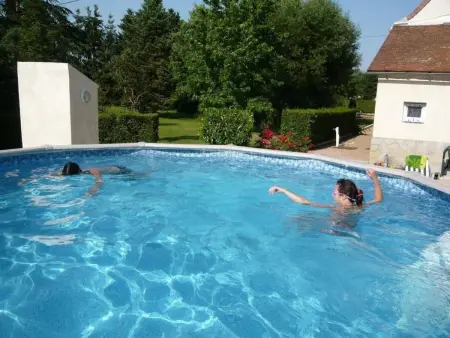 Grande maison à Saint-Pourçain avec piscine, sauna et WiFi - Photo 34