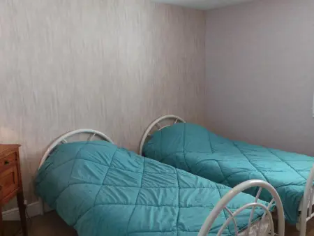 Gîte 6 personnes Creuzier-le-Neuf, piscine chauffée : photo 6