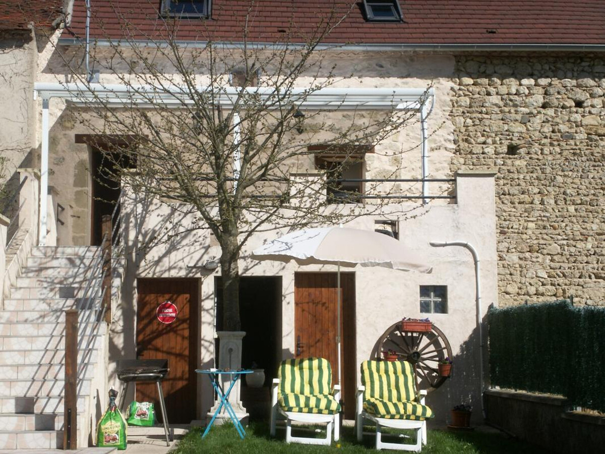 Gîte indépendant 4 pers. avec jardin clos près de la Sioule - Photo 1