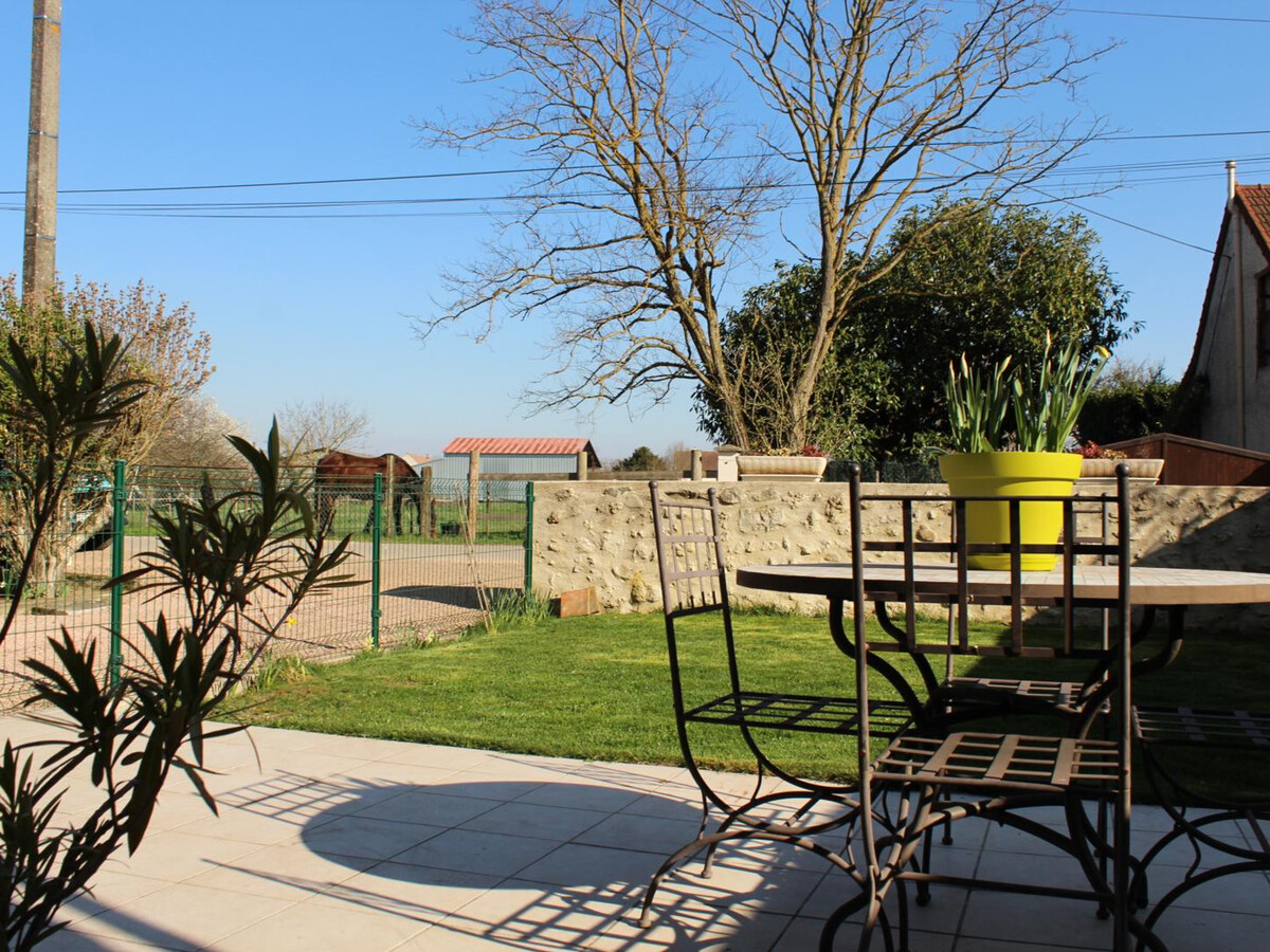 Gîte rénové 5 pers. avec terrasse et plancha à Barberier - Photo 3