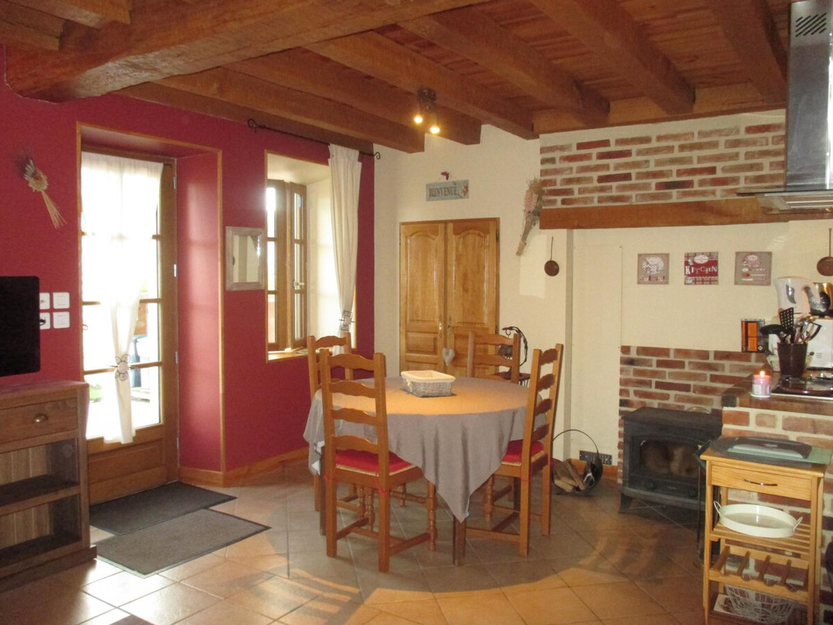 Gîte rénové 5 pers. avec terrasse et plancha à Barberier - Photo 5