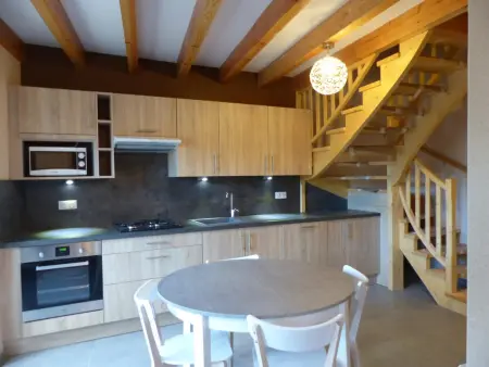 Ancien Atelier en Pierre – Gîte 6 pers. Montagne Bourbonnaise : photo 3