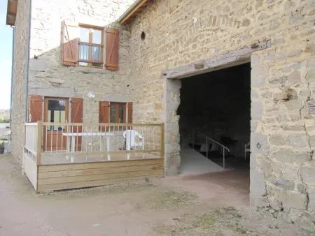 Ancien Atelier en Pierre – Gîte 6 pers. Montagne Bourbonnaise : photo 11