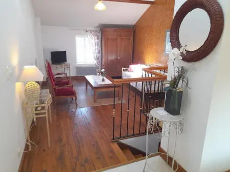 Maison en pierres rénovée, patio 10 m² - Ferrières-sur-Sichon : photo 9
