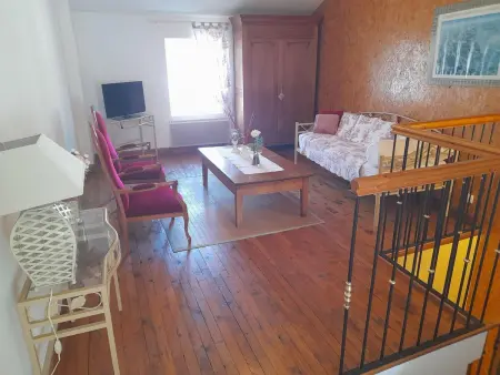 Maison en pierres rénovée, patio 10 m² - Ferrières-sur-Sichon : photo 10