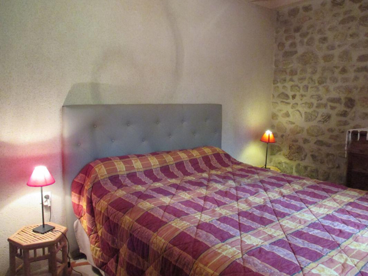 Gîte 12 pers. en pierre avec jardin clos à Marcillat-en-Combraille - Photo 12