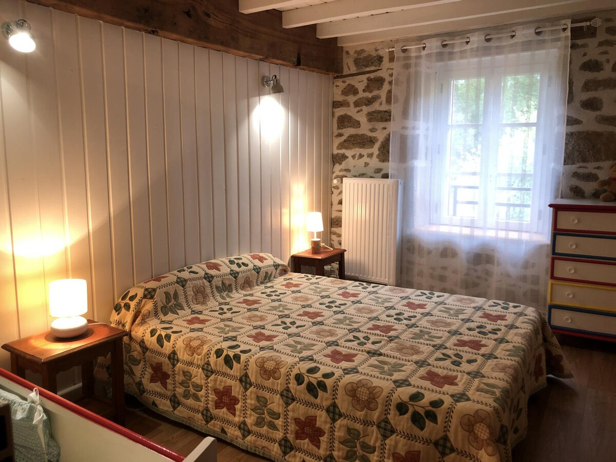 Gîte 12 pers. en pierre avec jardin clos à Marcillat-en-Combraille - Photo 13