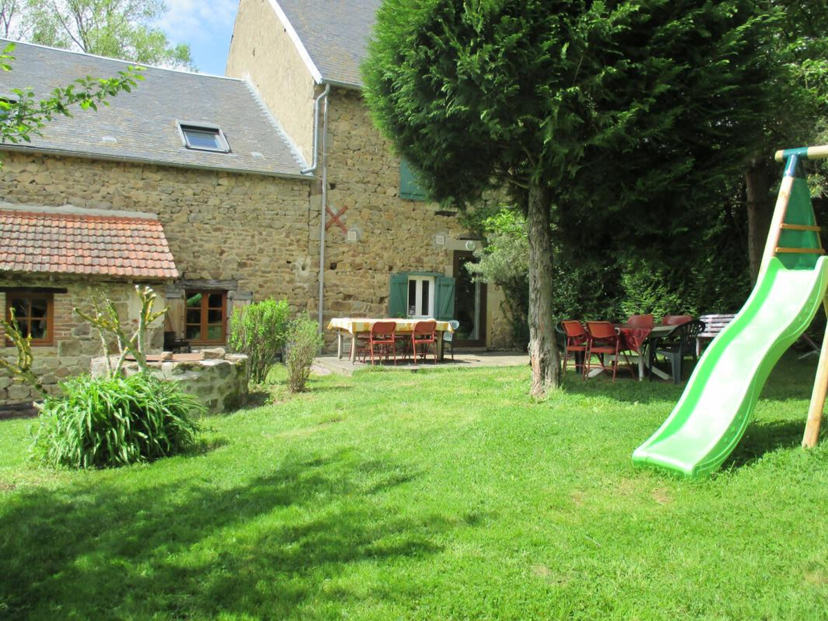 Gîte 12 pers. en pierre avec jardin clos à Marcillat-en-Combraille - Photo 17