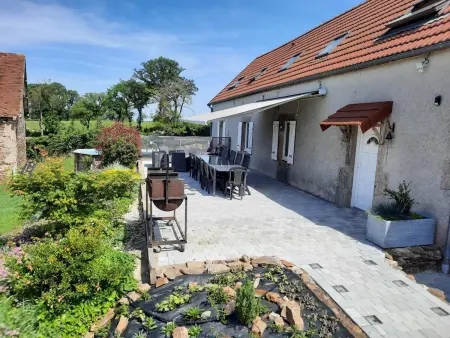 Longère rénovée 10 pers. avec piscine à Échassières : photo 17