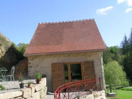 Gîte duplex cocooning, piscine chauffée et sauna à Vernusse : photo 2