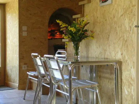 Gîte duplex cocooning, piscine chauffée et sauna à Vernusse : photo 3