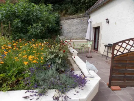 Gîte indépendant XVIIe siècle à Neuvy, animaux acceptés : photo 12
