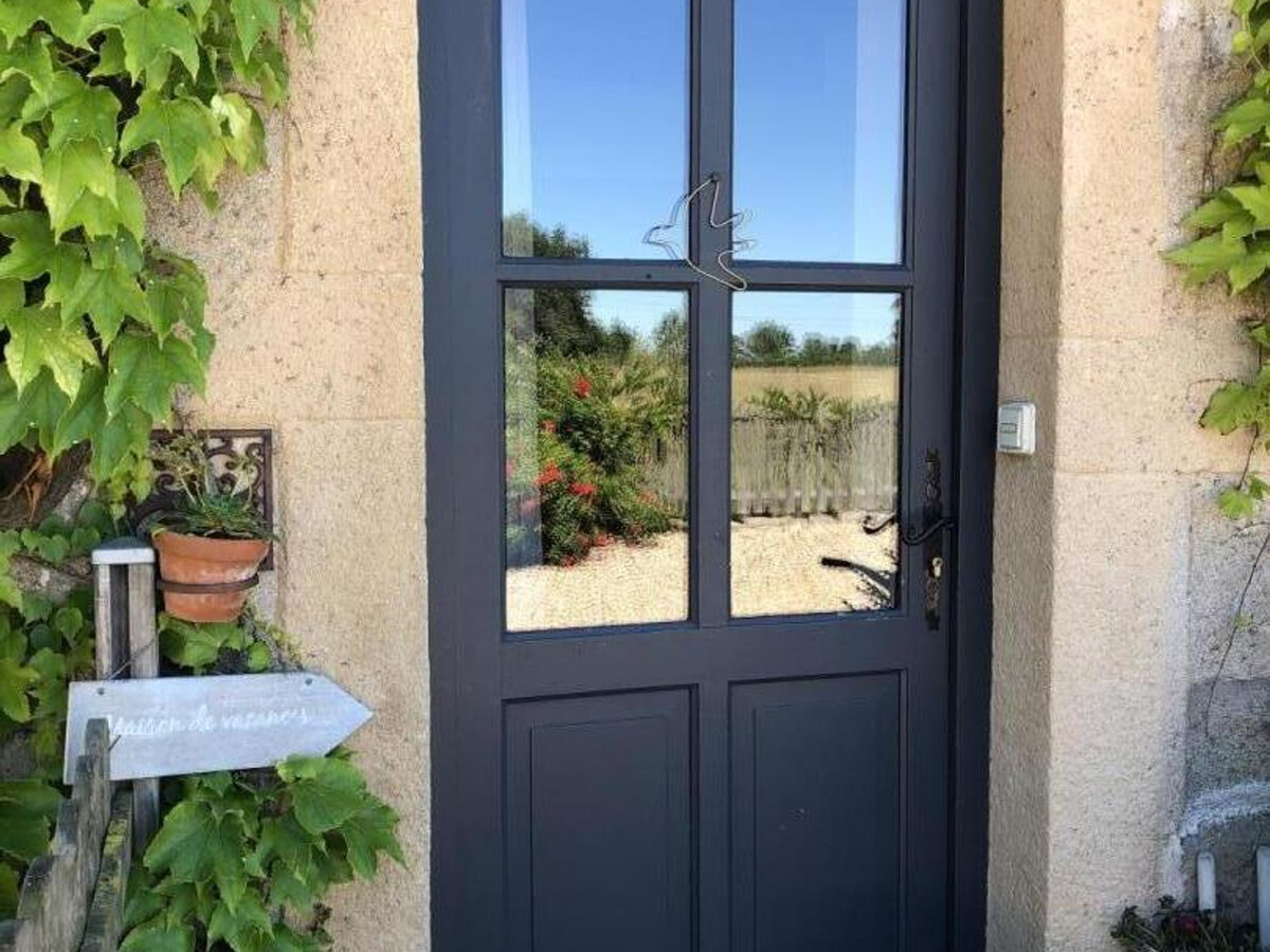 Gîte ancien pour 8 en Auvergne, 4 ch., jardin & jeux - Photo 3