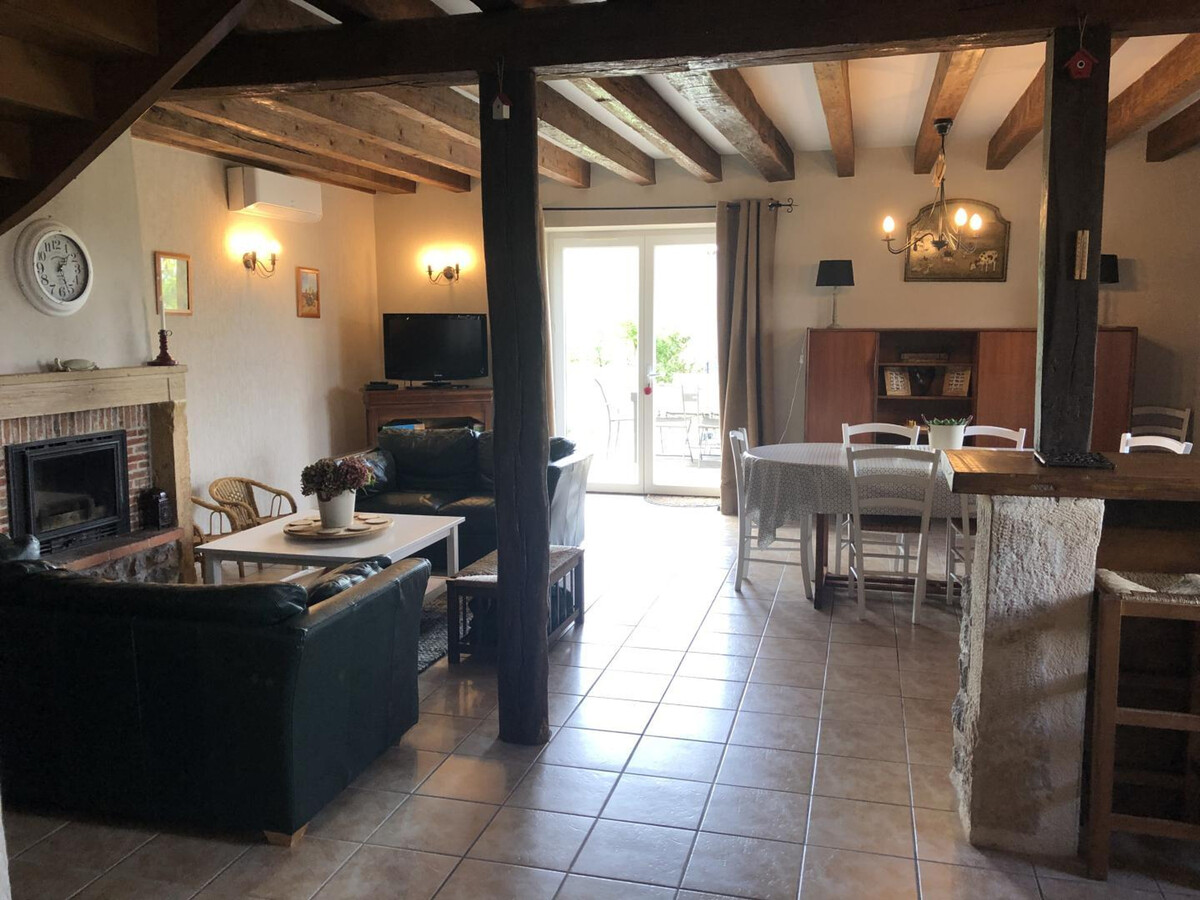 Gîte ancien pour 8 en Auvergne, 4 ch., jardin & jeux - Photo 6