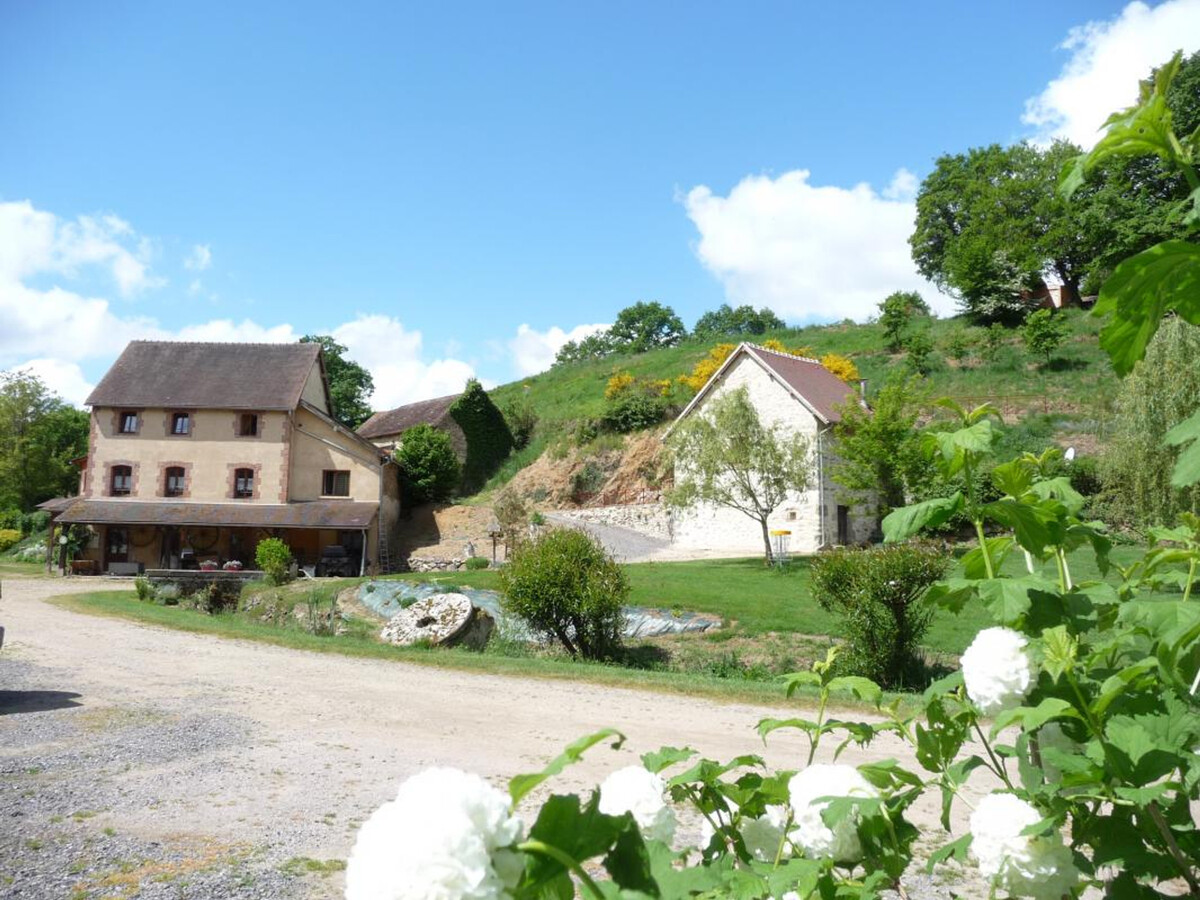 Moulin rénové 12 pers., piscine chauffée et sauna - Photo 1