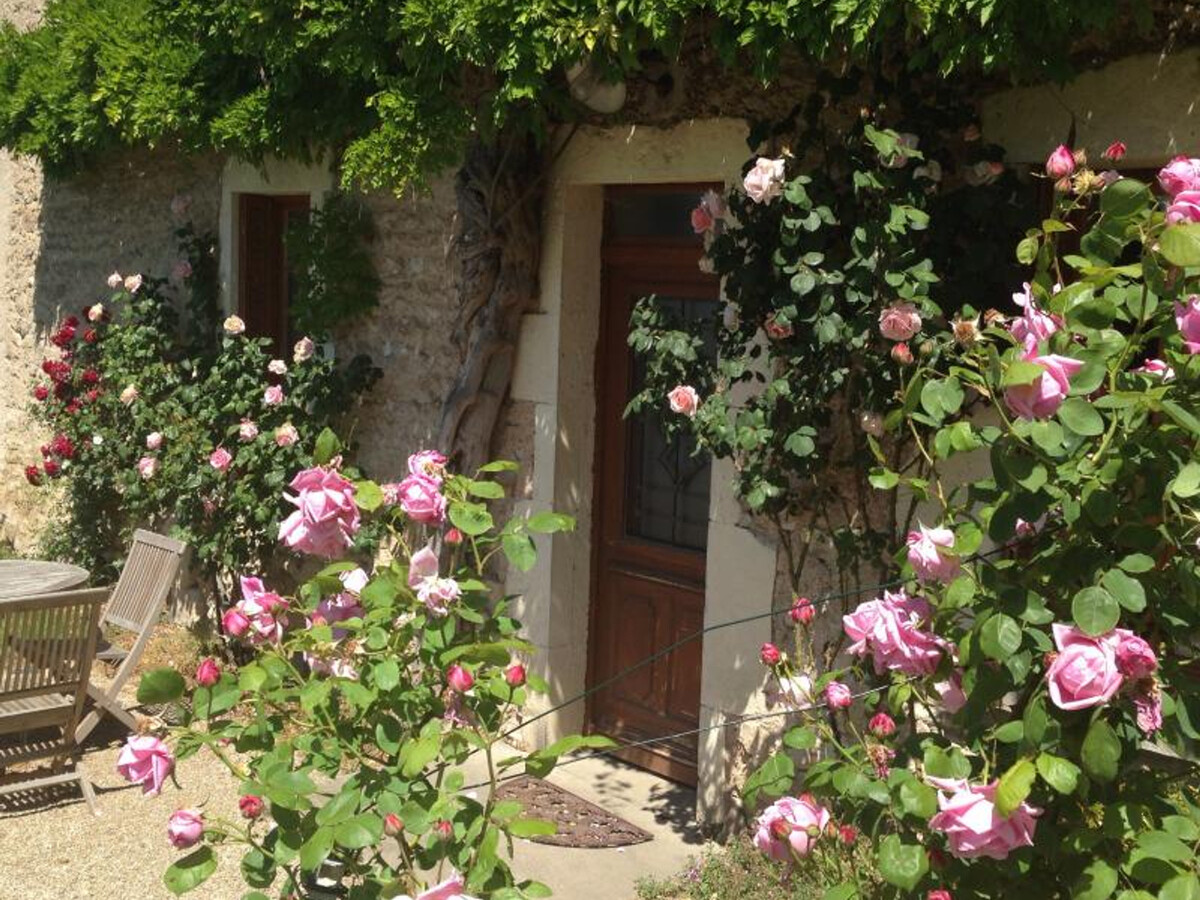 Grange du XVe siècle avec jardin et étang à Saint-Étienne-de-Vicq - Photo 4