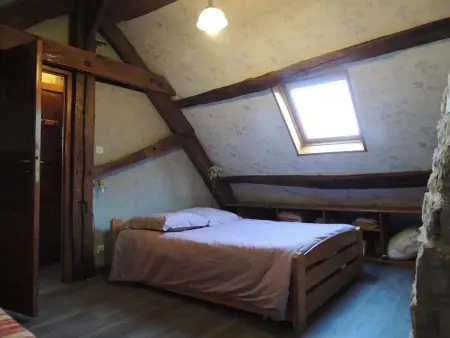 Maison ancienne restaurée avec poêle à bois et animaux admis - Photo 7