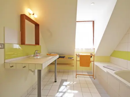 Gîte familial 12 pers., animaux acceptés, à l'orée de la forêt - Photo 12