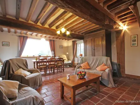 Maison de caractère à Crouttes avec cheminée et animaux acceptés - Photo 5
