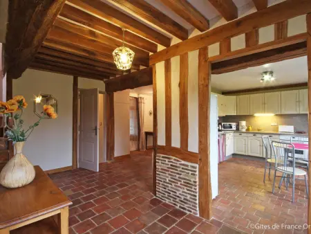 Maison de caractère à Crouttes avec cheminée et animaux acceptés - Photo 6