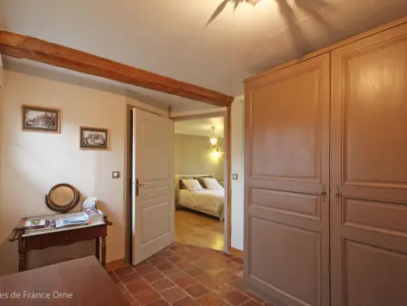 Maison de caractère à Crouttes avec cheminée et animaux acceptés - Photo 8