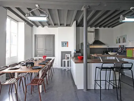 Maison Spacieuse avec Piscine Couverte et Wifi à Laleu - Photo 4