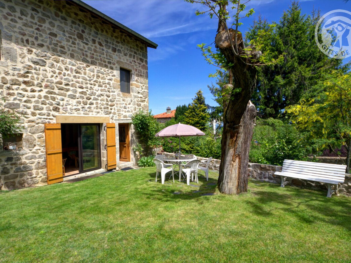 Gîte 3 épis 6 pers, 1 000 m² de terrain à Marols - Photo 1