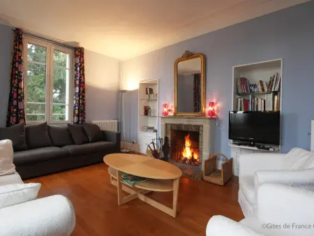 Maison de maître 19ème siècle avec grand parc et 5 chambres, tout inclus, à L'Aigle - Photo 5