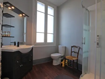 Maison de maître 19ème siècle avec grand parc et 5 chambres, tout inclus, à L'Aigle - Photo 9