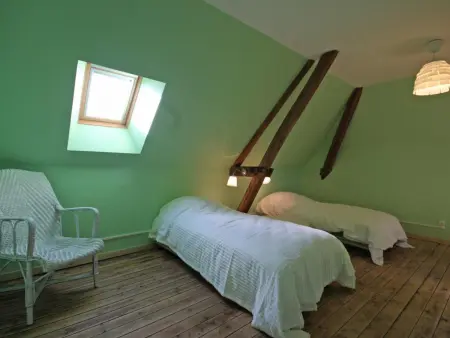 Maison de maître 19ème siècle avec grand parc et 5 chambres, tout inclus, à L'Aigle - Photo 16