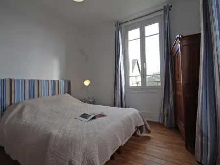 Maison de maître 19ème siècle avec grand parc et 5 chambres, tout inclus, à L'Aigle - Photo 25