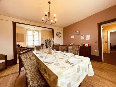 Ancien presbytère restauré avec jardin et WIFI à La Gonfrière - Photo 2